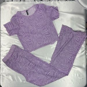 SOLD. KENDALL & KYLIE swimsuit coverup set Lilac Tiger print size XL